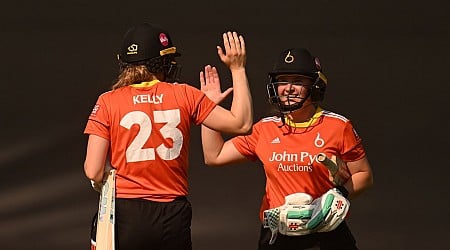 Marie Kelly fires The Blaze as spinners give Vipers the squeeze