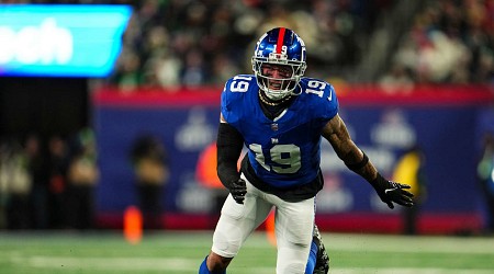 Giants' Isaiah Simmons Calls 'Shocking' Week 1 Benching 'Frustrating as Hell'