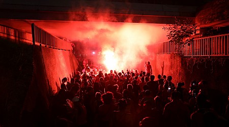 Vie chère en Martinique : des centaines de personnes défilent à Fort-de-France malgré l'interdiction de manifester