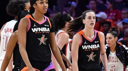 Caitlin Clark: Angel Reese and I Not Focused on Individual Awards amid WNBA ROY Race