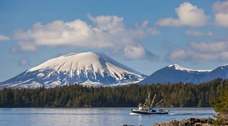 Alaskan volcano that hasn't erupted for 800 years showing signs of waking up...