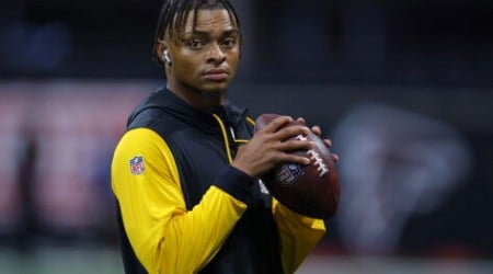 NFL Analyst Shuts Down Bears’ Regret Over Justin Fields After Steelers QB Dominates With 3-0 Win Streak