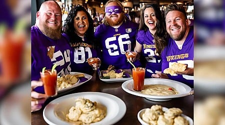 MN Bar's Endless Biscuits, Gravy + Bloodies For Vikes London Game