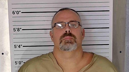 Kentucky sheriff charged with killing judge pleads not guilty to murder charge