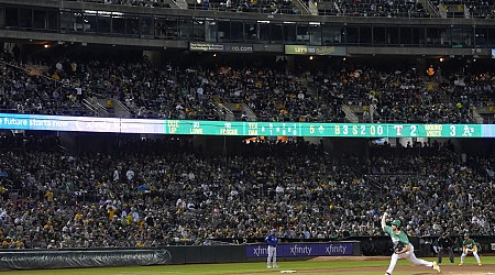 Langford and García homer as the Rangers beat the A's 5-1 in final scheduled night game at Coliseum