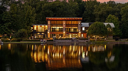 Kalamazoo Lakehouse