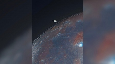 Saturn Peeks Out From Behind the Moon in Incredible Image Taken at the Top of a Volcano