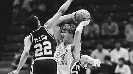 Joe Wolf, who played for North Carolina and 7 NBA teams, dies at 59