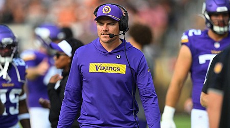 Coach Kevin O'Connell a 'rock of steadiness' during Vikings' difficult preseason