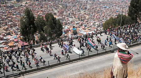 La marcia di Evo Morales