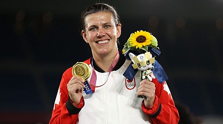 Christine Sinclair retires: Canada star to play to season's end