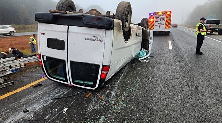 Freeport, Maine van rollover: 4 injured in I-295 crash