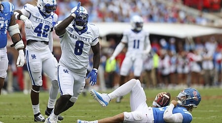 Kentucky upsets No. 6 Mississippi 20-17 with late TD and missed FG by Rebels in final minute