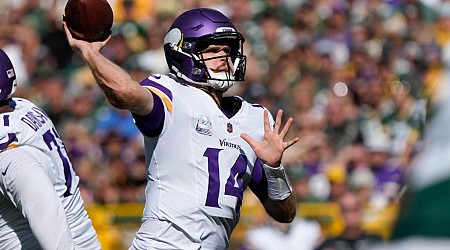 Minnesota Vikings beat the Green Bay Packers 31-29