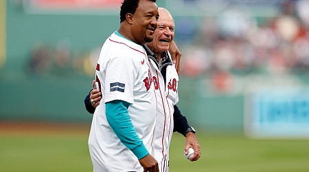 Retiring Red Sox radio voice Joe Castiglione got the send-off he so deserved