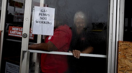 ‘Prepare to hunker down’: Hurricane Francine strengthens before US landfall