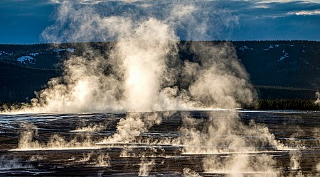 Woman suffers third-degree burns while walking in thermal area in Yellowstone National Park