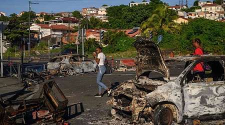 La Martinique panse ses plaies dans un climat qui reste tendu, après plusieurs nuits d’émeutes