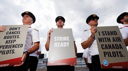 Air Canada braces for imminent pilots’ strike; US airlines continue flight attendant negotiations