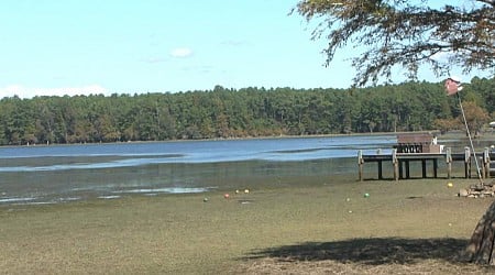 Parts of Lake Moultrie, Lake Marion completely dry, water drawn out