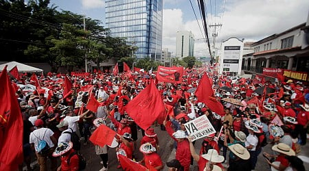 Au Honduras, des milliers de personnes manifestent en soutien à la présidente Xiomara Castro après une vidéo compromettante