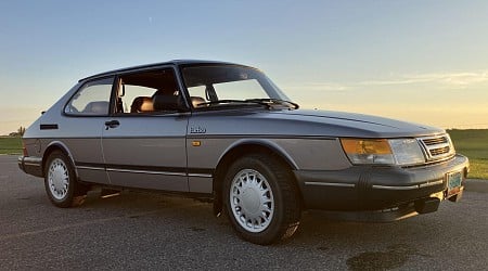 1988 Saab 900 Turbo Hatchback 5-Speed