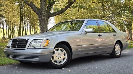 1995 Mercedes-Benz S320 at No Reserve