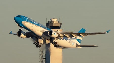 Argentina's President Plans Privatization Of Aerolineas Argentinas By Decree