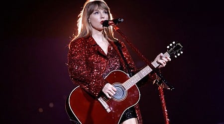 Texas Man Buys Taylor Swift’s ‘Autographed’ Guitar for $4K Only to Smash it into Pieces With a Hammer