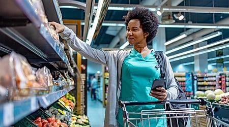 ‘I’m an Oncologist—This Is the Afternoon Snack I Eat Almost Every Day for Cancer Prevention’