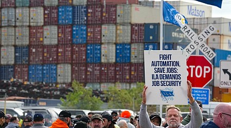 Dockworkers’ strike: Businesses relying on ports hope for deal