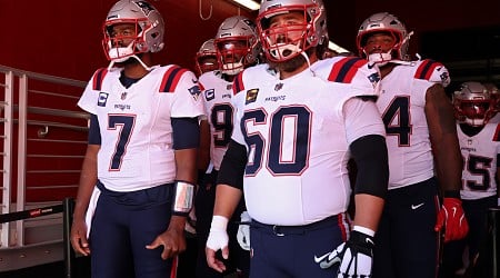 Patriots Starting Center to Receive Season-Ending Surgery: Report