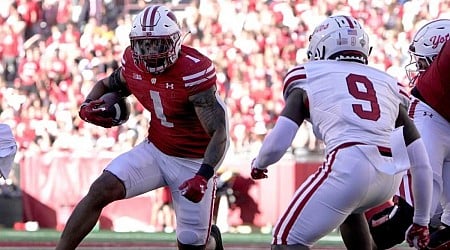 Wisconsin leading rusher Chez Mellusi 'stepping away from team' to heal from injuries