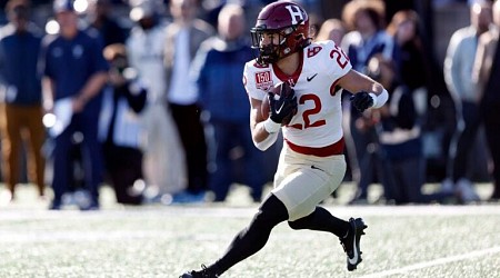 Xaviah Bascon's 2 TDs help Harvard beat FCS No. 16 UNH 28-23