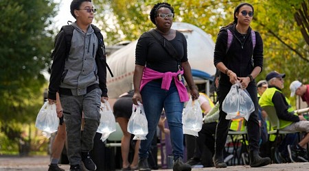 A week after Helene hit, thousands still without water struggle to find enough