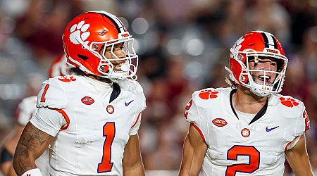 AP Top 25: Clemson returns to top ten, Texas returns to No. 1 after upsets force reshuffling of rankings