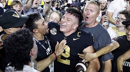 Diego Pavia’s gutsy, mobile play broke Alabama and brought Vanderbilt football back to life