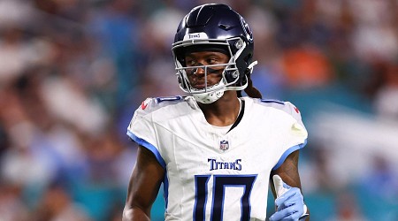 DeAndre Hopkins Rumors: Chiefs Wanted WR 'Badly' in 2023; Linked to Potential Trade