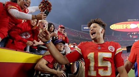 Chiefs vs. Saints: Kansas City maintain unbeaten start to season with comfortable victory over New Orleans on Monday Night Football