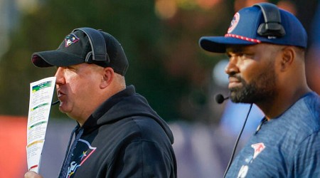 Could Jerod Mayo, Patriots opt for change at offensive play-caller?