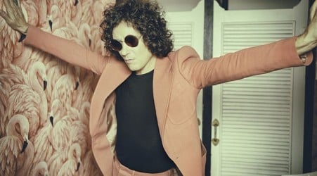 Bunbury, «retirado» de los escenarios, anuncia gira en 2025