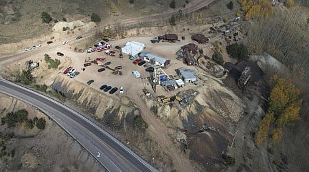 Tourists Rescued From Bottom of Old Gold Mine