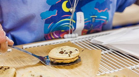 SC State Fair kitchen sells cookies to fund scholarship for high-school students