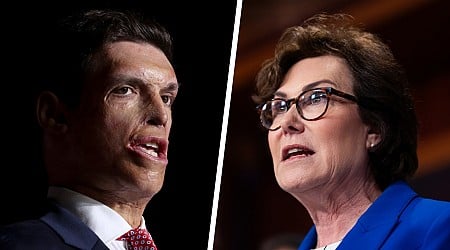 In Nevada, Democrats hedge their bets on Senate control