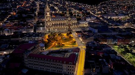 Estudio Felipe Escudero’s Mile-Long Stripe Brings Life to Quito