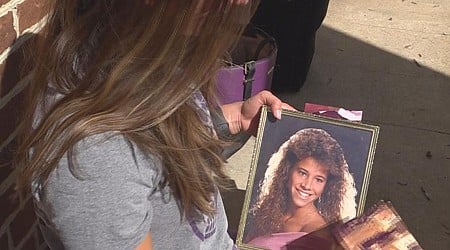 USC student raises funds to fight Alzheimer's in mother's honor