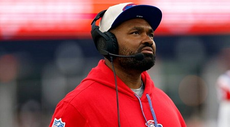 Jerod Mayo says Patriots defense let Drake Maye down in first start