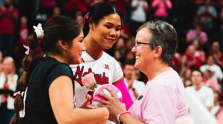 Nebraska Volleyball Ends Dominating Week With a Nobel ‘Pink Night at the Bob’ Cause and Clean Sweep Over Rutgers