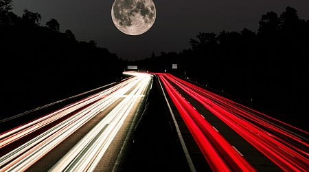 Texans Warned About Driving During Full Moon