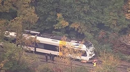 1 dead, 23 injured when train runs into fallen tree in New Jersey